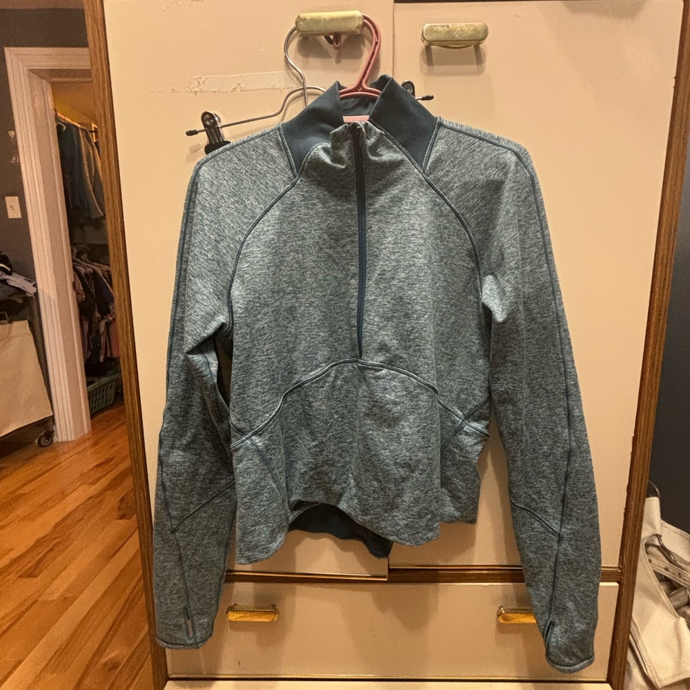 Lululemon crop 1/2 zip sweater